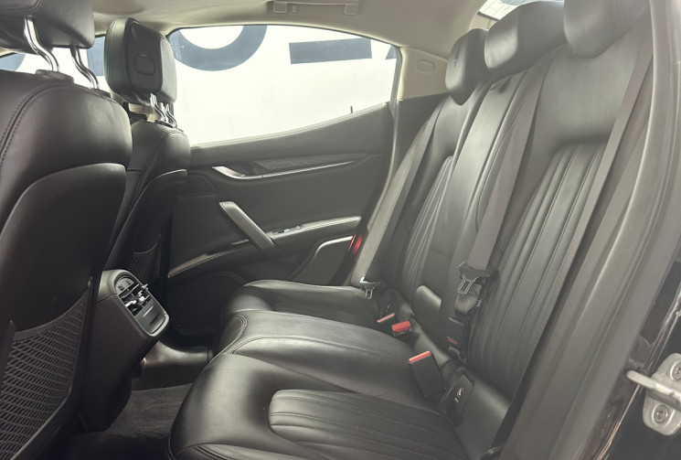 Maserati GHIBLI SQ4 3.0 410 ch V6 Bi-turbo