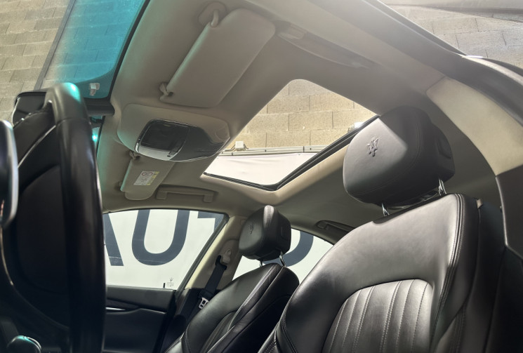 Maserati GHIBLI SQ4 3.0 410 ch V6 Bi-turbo