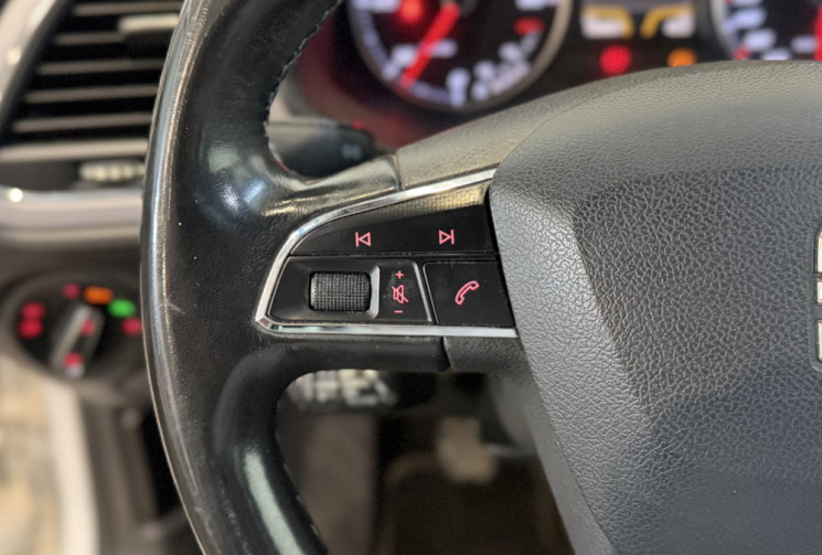 SEAT Leon Leon 2.0 TDI 150ch Xcellence - CARPLAY / LED / Toit ouvrant / Distri OK