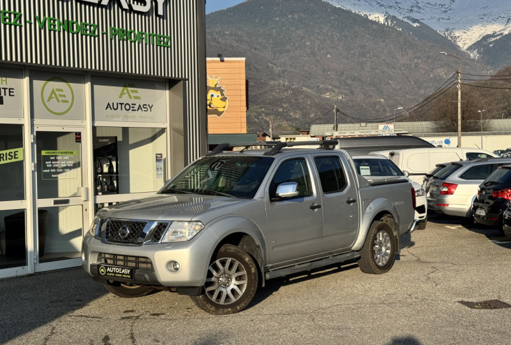 Nissan Navara Double Cabine 3.0 V6 DCI 231 BVA - Full options - couvre benne