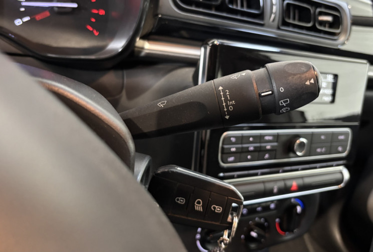 Citroën C3  82 CH FEEL / SUIVI CITROEN / DISTRIBUTION OK