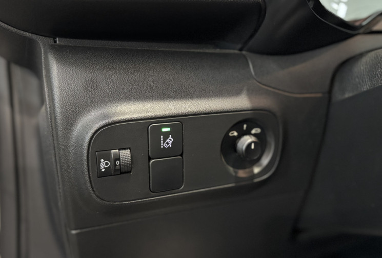 Citroën C3 1.2 PURETECH 82 CH FEEL - SUIVI CITROEN - DISTRIBUTION NEUVE