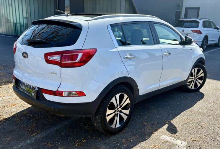 Kia Sportage 2.0 CRD AWD 4x4 136cv Premium / Boîte auto / Cuir / Toit ouvrant 
