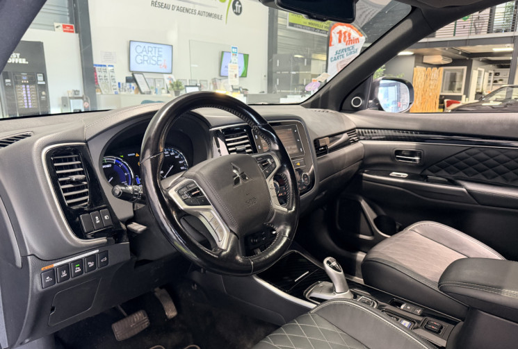 Mitsubishi OUTLANDER PHEV Twin Motor Instyle 4WD Euro6d-T EVA