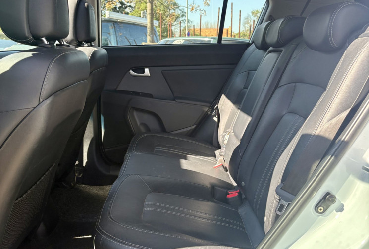 Kia Sportage 2.0 CRD AWD 4x4 136cv Premium / Boîte auto / Cuir / Toit ouvrant 