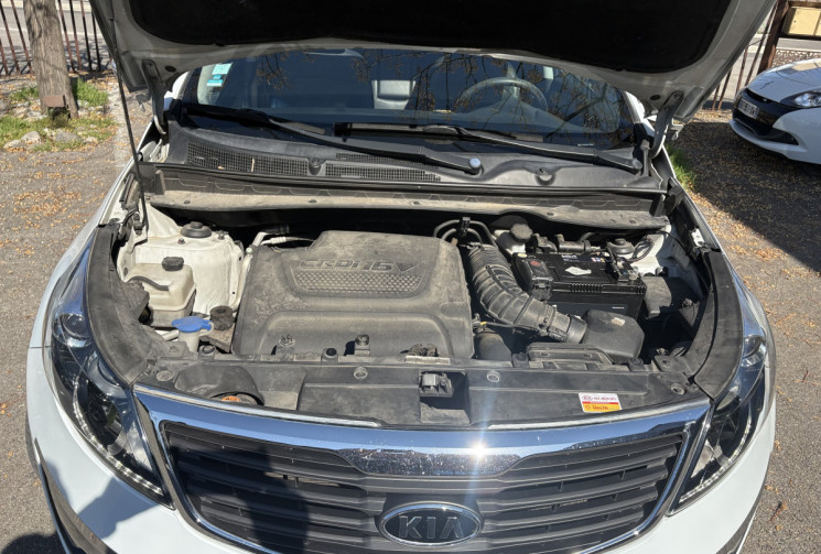 Kia Sportage 2.0 CRD AWD 4x4 136cv Premium / Boîte auto / Cuir / Toit ouvrant 