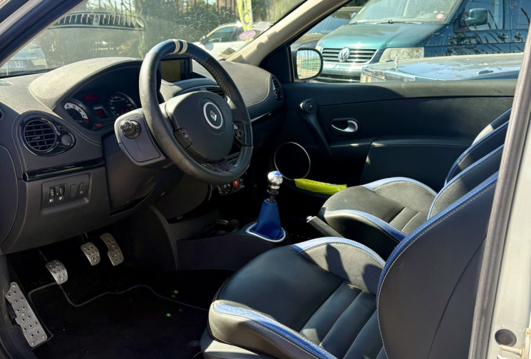 Renault Clio 3 ph2 RS GORDINI / Numérotée / 1ere main / 54000km / Toit ouvrant 