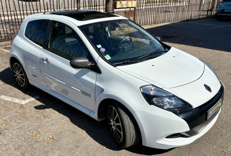 Renault Clio 3 ph2 RS GORDINI / Numérotée / 1ere main / 54000km / Toit ouvrant 
