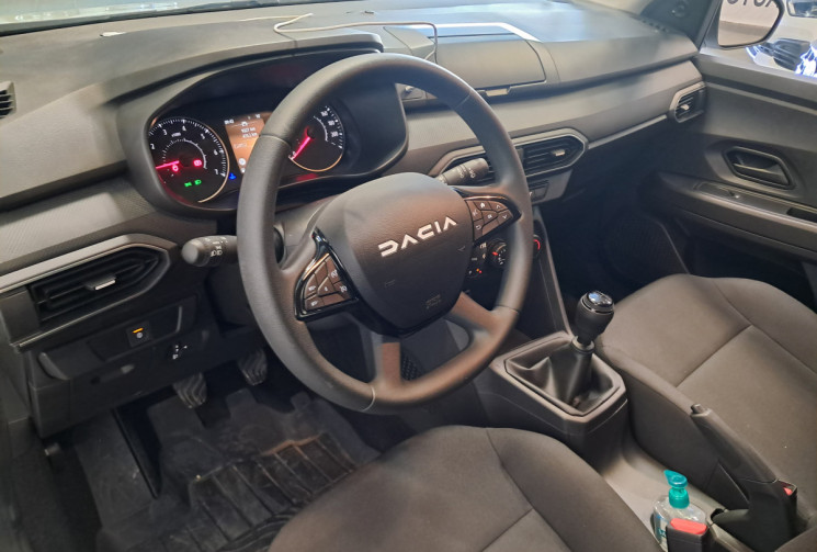 Dacia Sandero  III (BJI) 1.0 SCe 65 Essential -24 - 1 ère main  - suivi entretien - parfait état - 