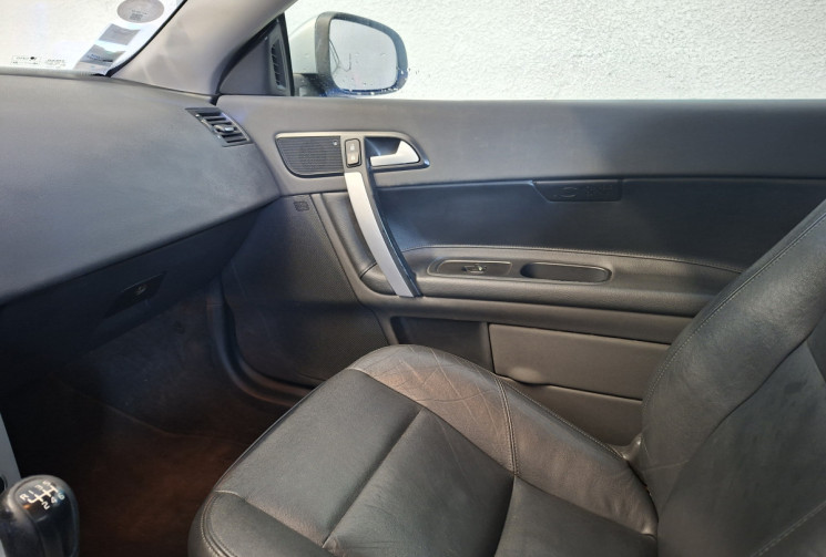 Volvo C70  II CC 2.0 D 16V 136 PREMIUM EDITION