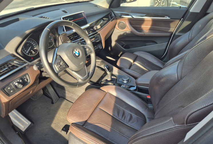 BMW X1 20i 192ch Sdrive Xline Toit ouvrant panoramique / Attelage