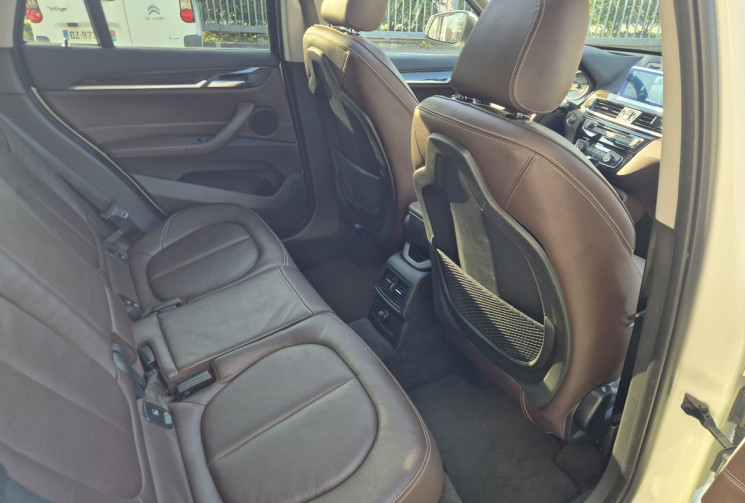 BMW X1 20i 192ch Sdrive Xline Toit ouvrant panoramique / Attelage