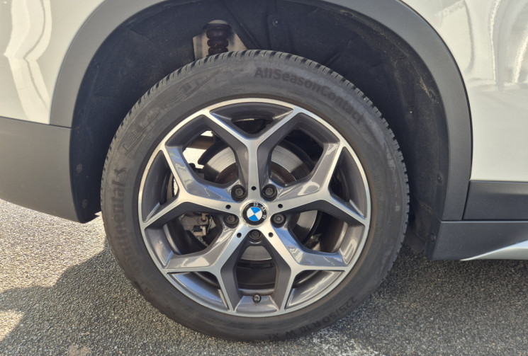 BMW X1 20i 192ch Sdrive Xline Toit ouvrant panoramique / Attelage