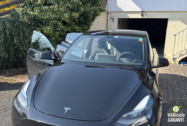 Tesla Model Y SR+ PROPULSION 275 CH