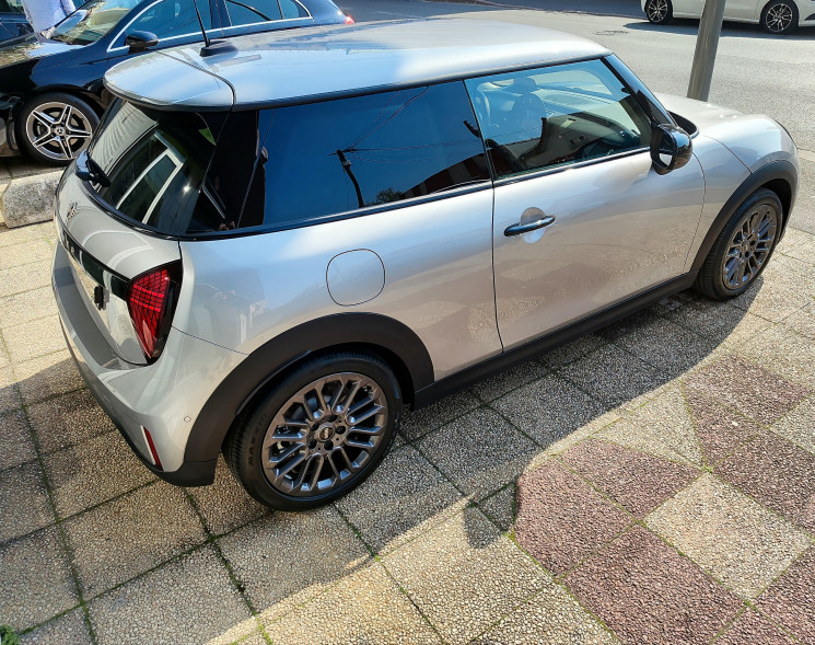 Mini Cooper  4 /1.5  DKG7 156 cv / Classic / GARANTIE CONSTRUCTEUR 2028