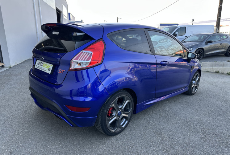 Ford Fiesta VI Phase 2 ST 1.6 T EcoBoost 182 CV MK7