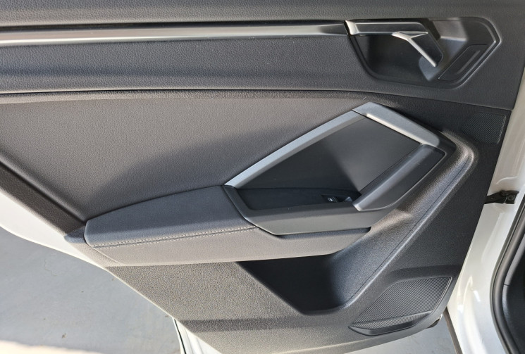 Audi Q3 Série 2 35 2.0 TDI 16V S Tronic7 150 cv