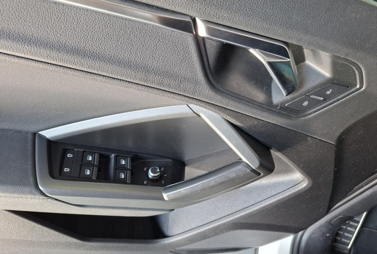 Audi Q3 Série 2 35 2.0 TDI 16V S Tronic7 150 cv