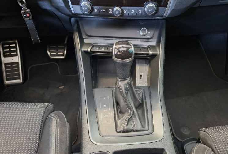 Audi Q3 Série 2 35 2.0 TDI 16V S LINE Tronic7 150 cv