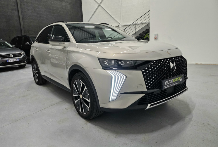 DS DS 7 E-tense 225 cv plug in hybride edition france / attelage