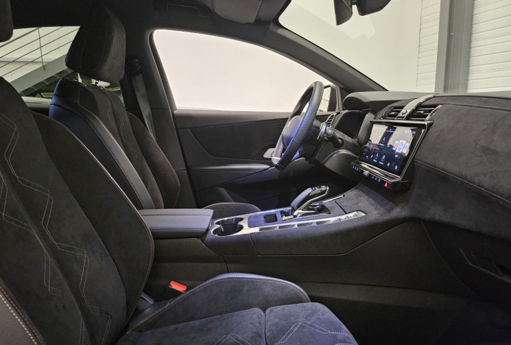 DS DS 7 E-tense 225 cv plug in hybride edition france / attelage