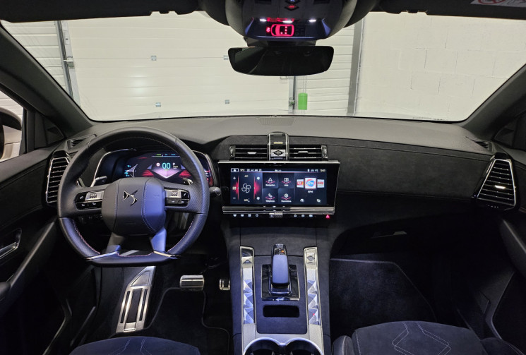 DS DS 7 E-tense 225 cv plug in hybride edition france / attelage