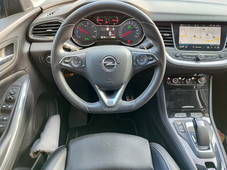 Opel Grandland X 1.6 i 300 PHEV 4x4 EAT8 200 cv / Ultimate 