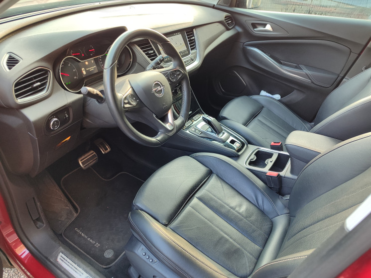 Opel Grandland X 1.6 i 300 PHEV 4x4 EAT8 200 cv / Ultimate 