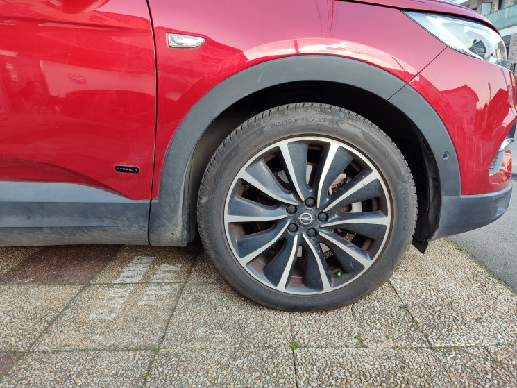 Opel Grandland X 1.6 i 300 PHEV 4x4 EAT8 200 cv / Ultimate 
