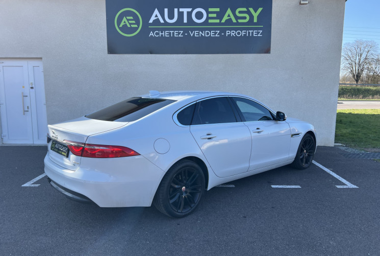 Jaguar XF 2.0 D 16V 180 cv Boîte auto
