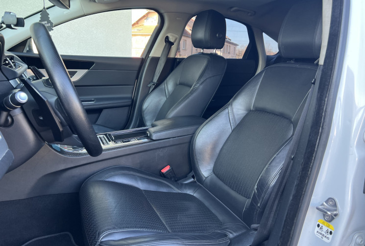 Jaguar XF 2.0 D 16V 180 cv Boîte auto