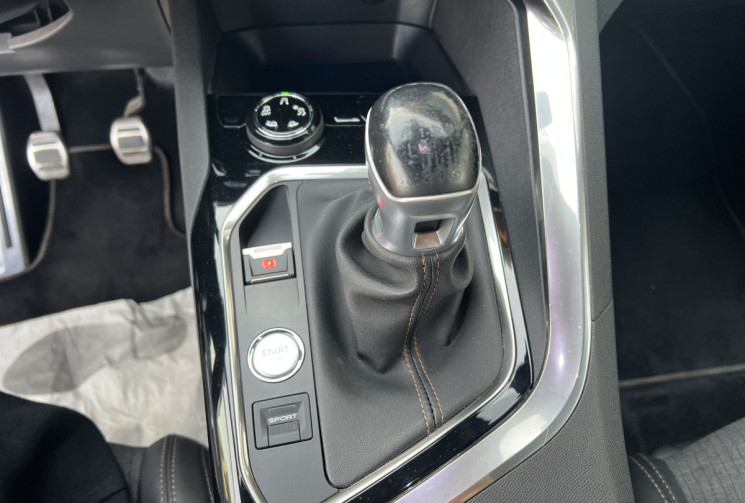 Peugeot 3008 1.2 i S&S 130 cv BVM6 GT LINE