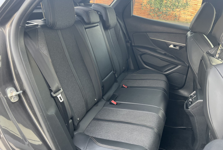 Peugeot 3008 1.2 i S&S 130 cv BVM6 GT LINE