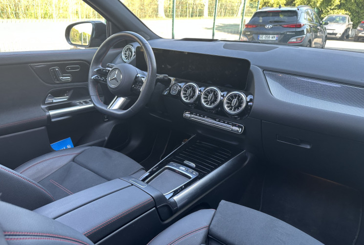 Mercedes GLA 200 d 150 ch 8G-DCT AMG Line Premium Plus / Full Options / Garantie 06/2027