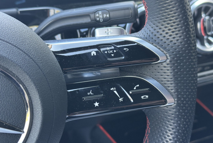 Mercedes GLA 200 d 150 ch 8G-DCT AMG Line Premium Plus / Full Options / Garantie 06/2027