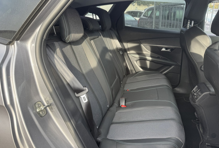 Peugeot 3008 225 CH / ALLURE 