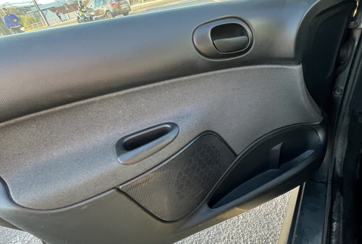 Peugeot 206+ 1.4 HDi Blue Lion 70 cv