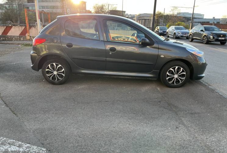 Peugeot 206+ 1.4 HDi Blue Lion 70 cv