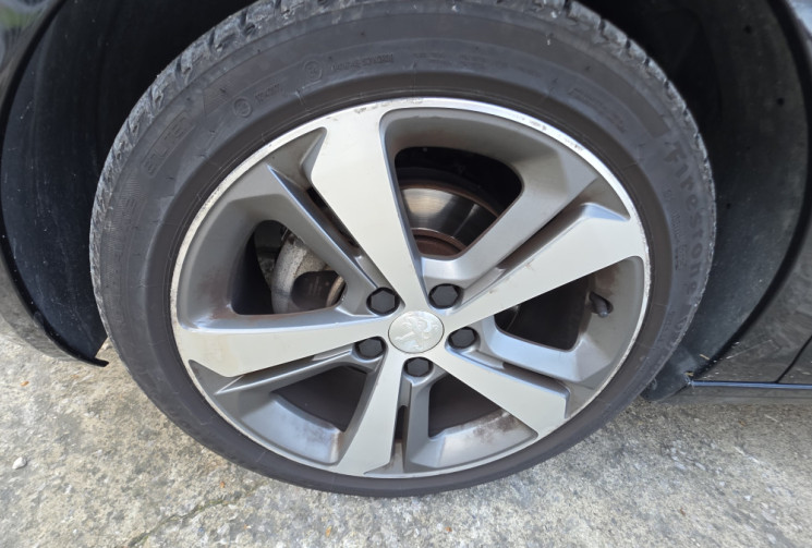 Peugeot 308  e hdi 115CV allure