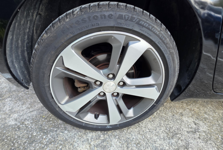 Peugeot 308  e hdi 115CV allure