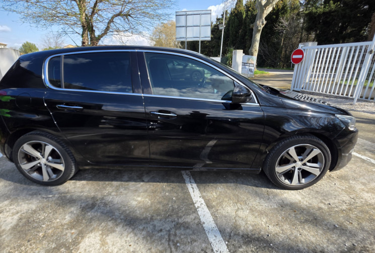 Peugeot 308  e hdi 115CV allure