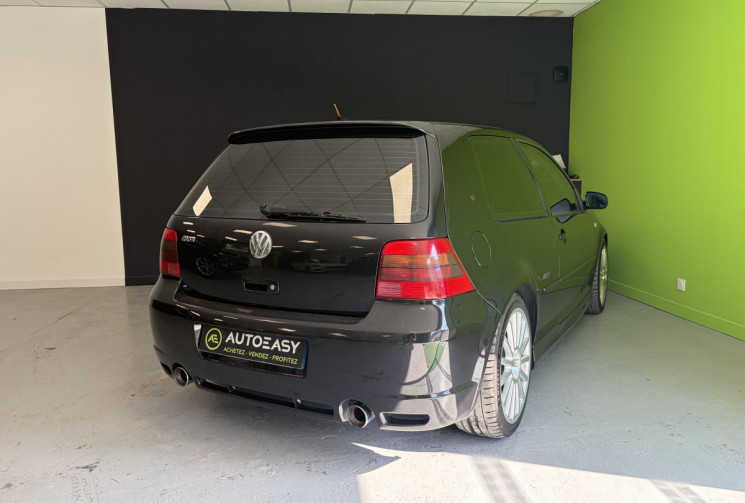 Volkswagen Golf 4 R32 3.2i V6 4MOTION