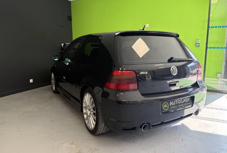 Volkswagen Golf 4 R32 3.2i V6 4MOTION