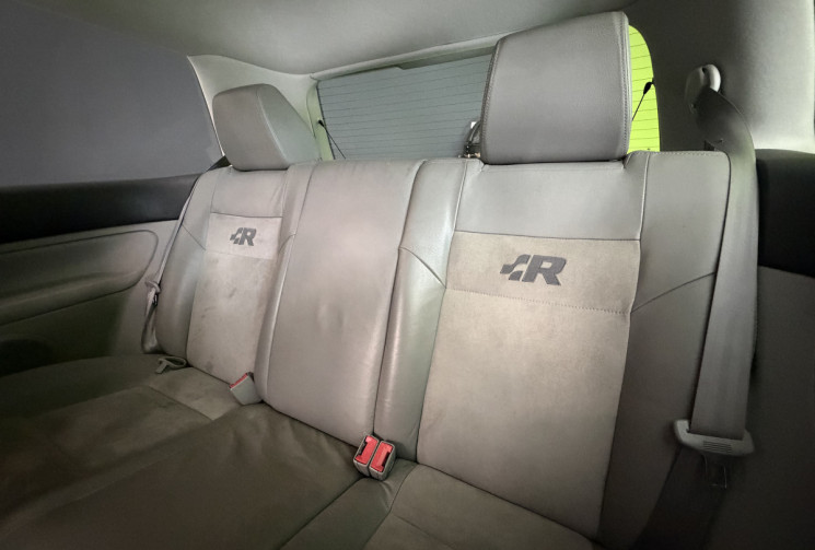 Volkswagen Golf 4 R32 3.2i V6 4MOTION