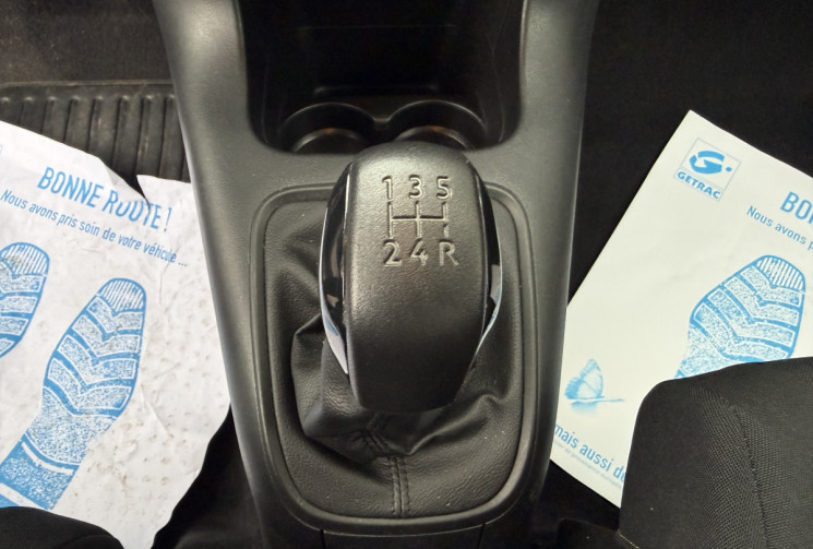 Citroën C3  III (B618) 1.2 VTi 68 cv