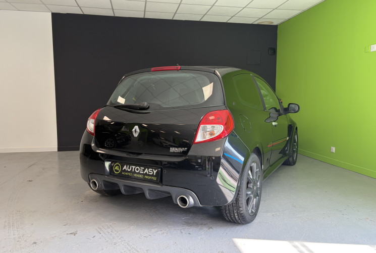 Renault Clio III RS 198ch 