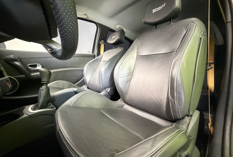 Renault Clio III RS 198ch 