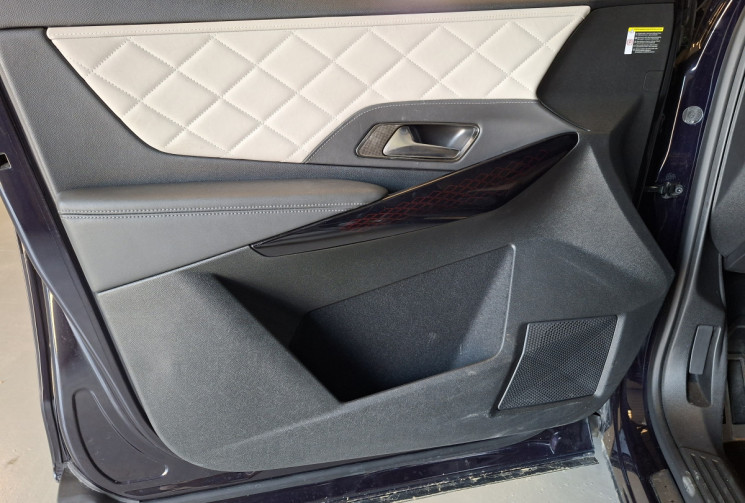 DS DS 7 Crossback  E-tense 300 ETA8 Plug in Hybrid 4X4 RIVOLI