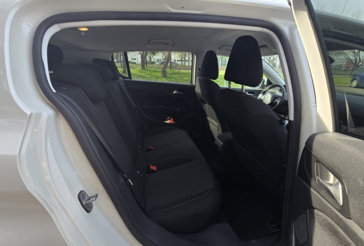 Peugeot 308 1.2 PURETECH 110 S&S STYLE