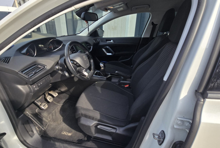 Peugeot 308 1.2 PURETECH 110 S&S STYLE